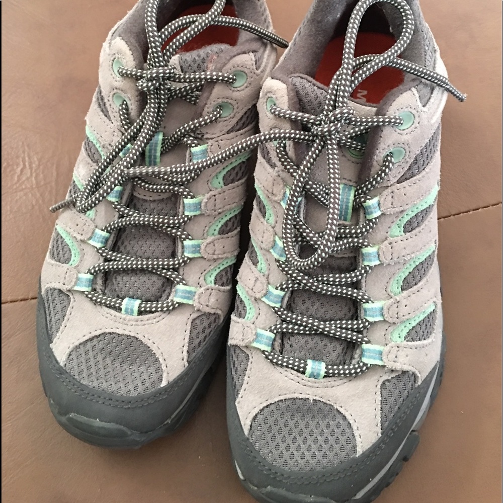 Merriell Drizzle Mint Tennis Shoes